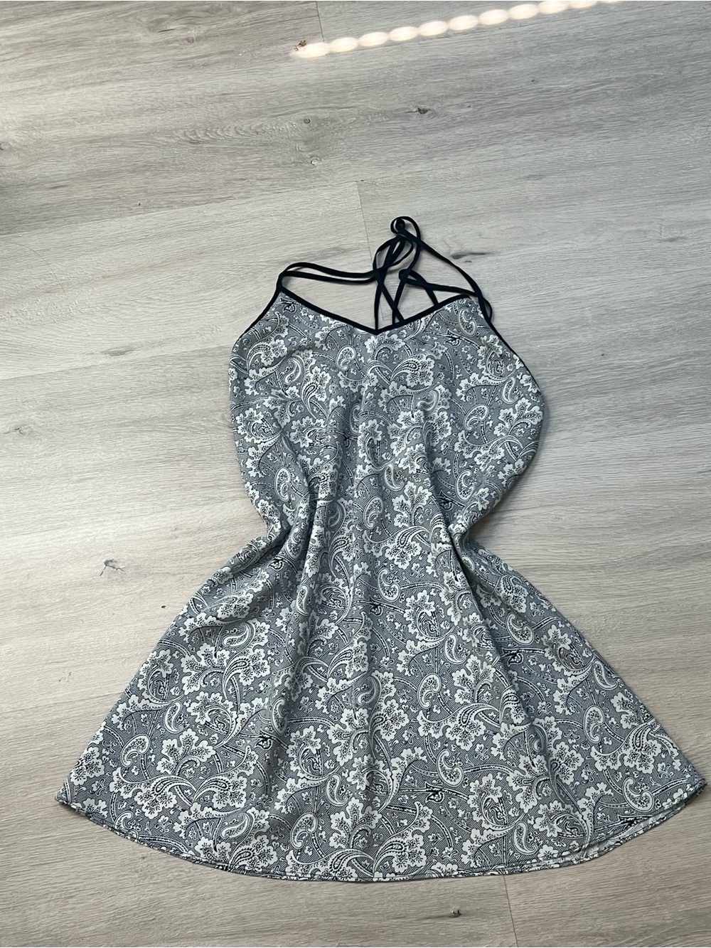 Grey Paisley slip